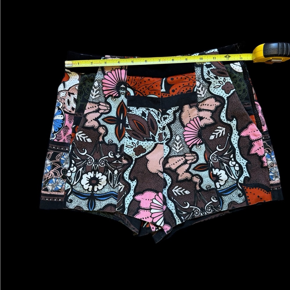 River Island Shorts - Picture 6 of 9